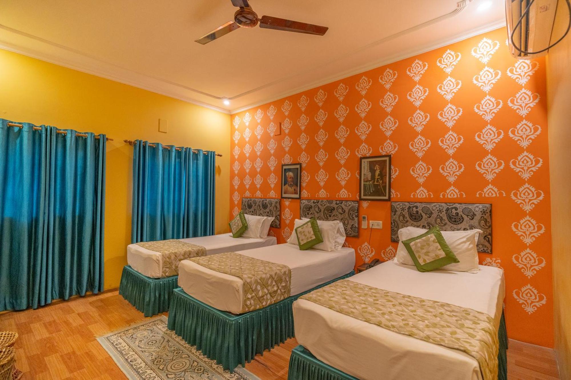 Tara Guest House Benares Buitenkant foto
