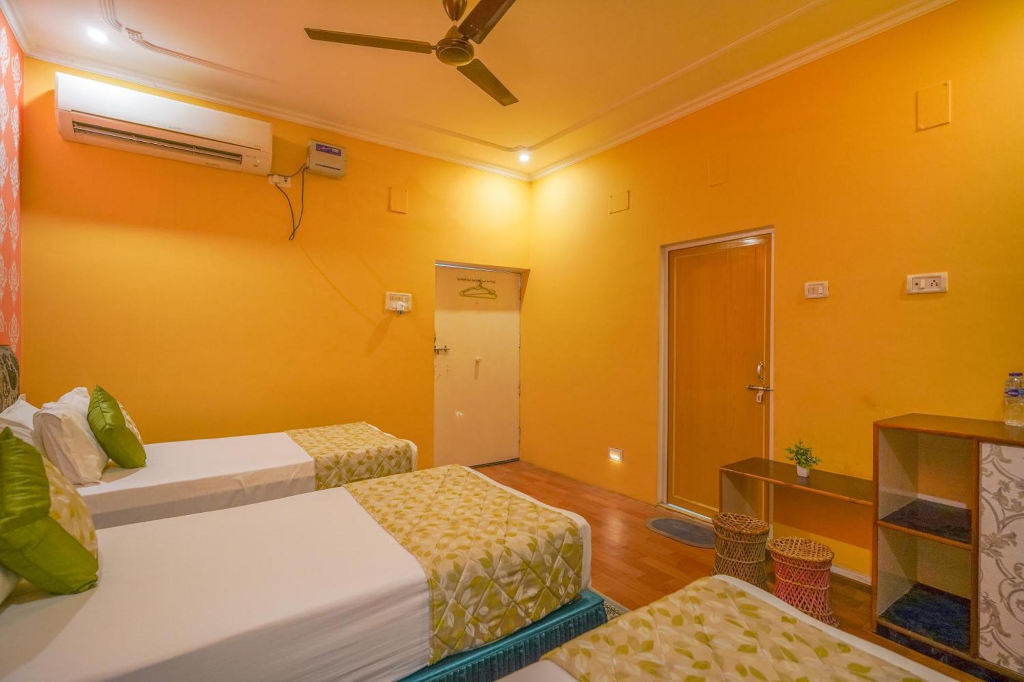 Tara Guest House Benares Buitenkant foto
