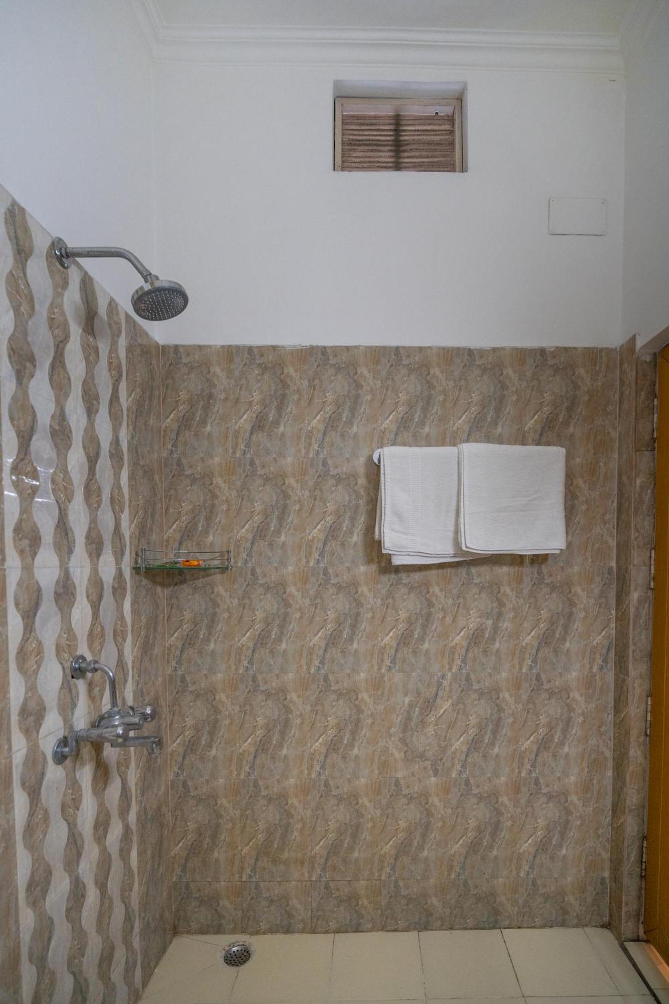 Tara Guest House Benares Buitenkant foto