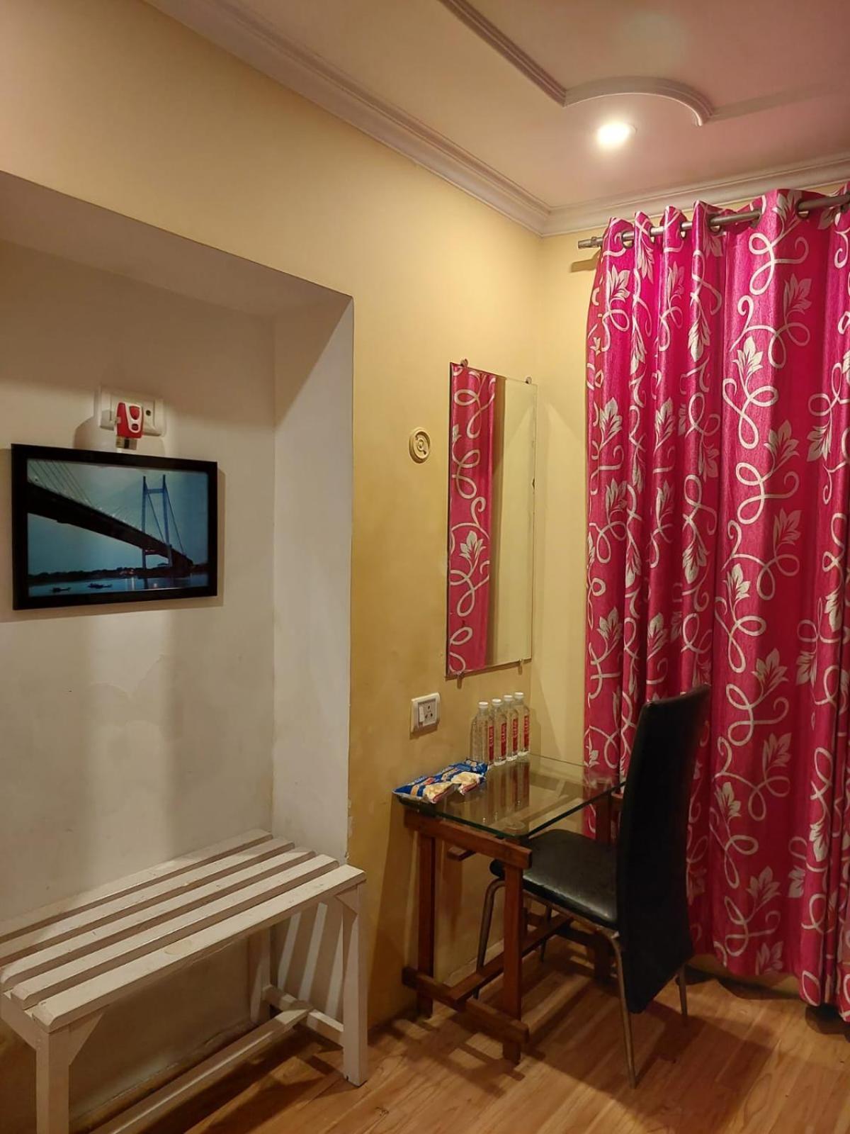 Tara Guest House Benares Buitenkant foto